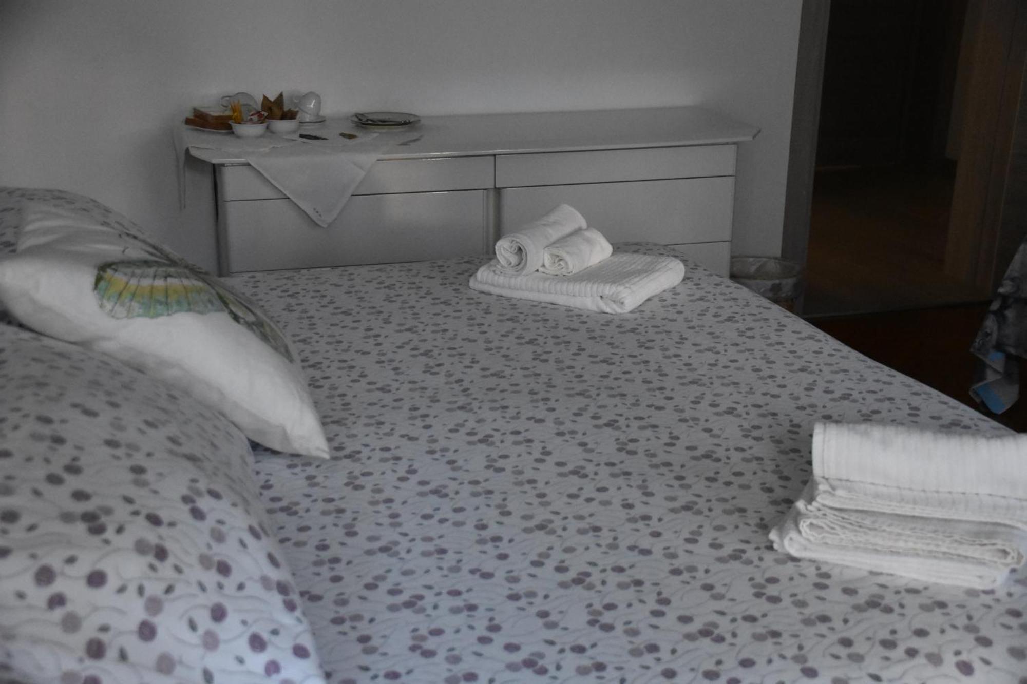 Residenza Delle Farfalle-Tripla Con Bagno Privato E Matrimoniale Con Bagno Condiviso Падуя Екстер'єр фото