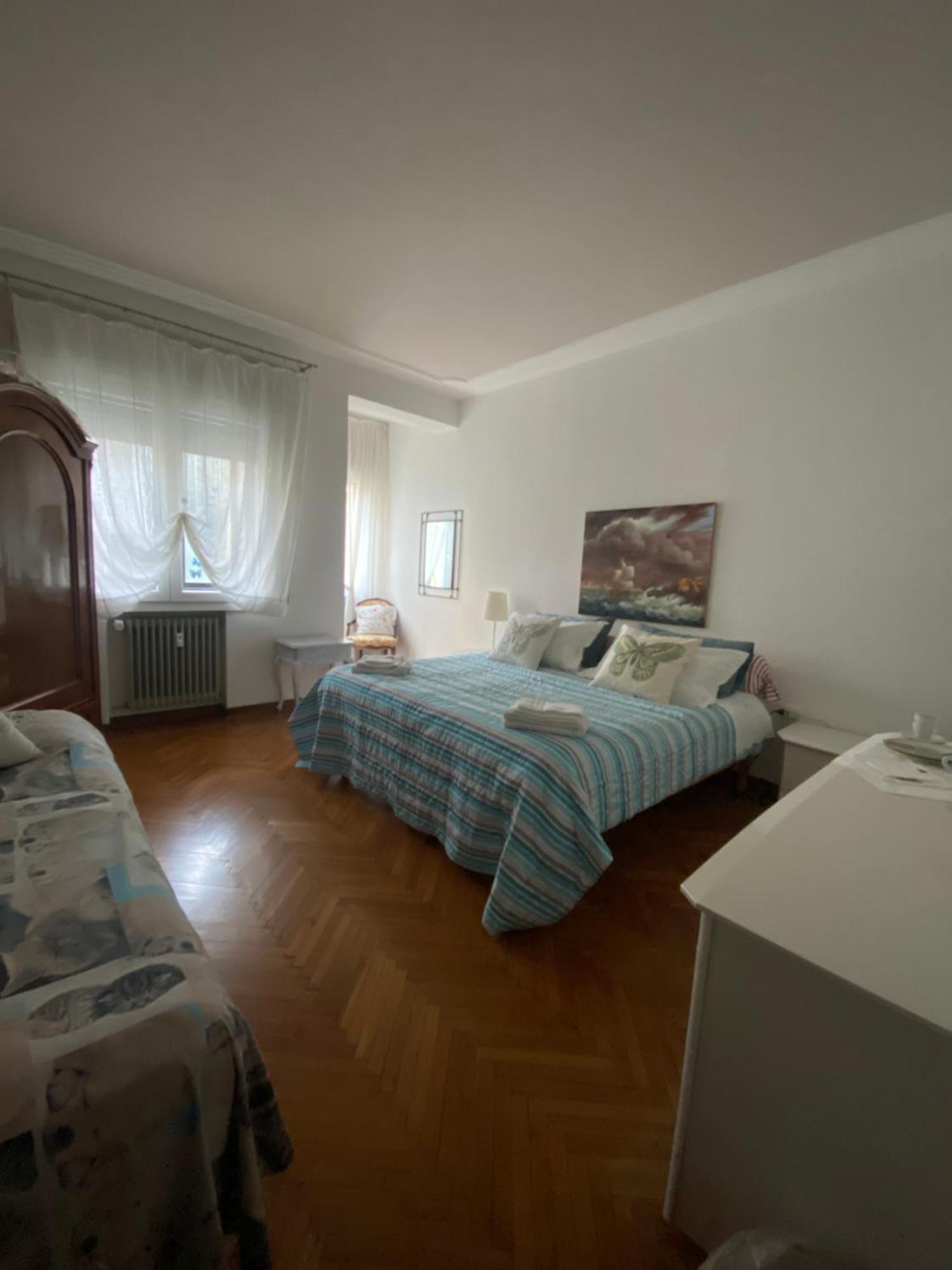 Residenza Delle Farfalle-Tripla Con Bagno Privato E Matrimoniale Con Bagno Condiviso Падуя Екстер'єр фото